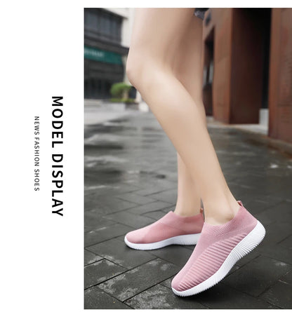 2022 Women Vulcanized Shoes High Quality Women Sneakers Slip On Flats Shoes Women Loafers Plus Size 42 Walking Flat