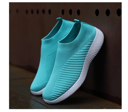 2022 Women Vulcanized Shoes High Quality Women Sneakers Slip On Flats Shoes Women Loafers Plus Size 42 Walking Flat