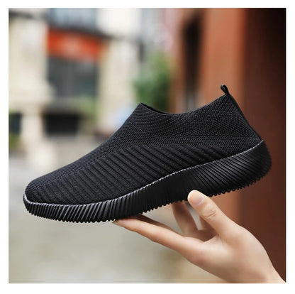 2022 Women Vulcanized Shoes High Quality Women Sneakers Slip On Flats Shoes Women Loafers Plus Size 42 Walking Flat