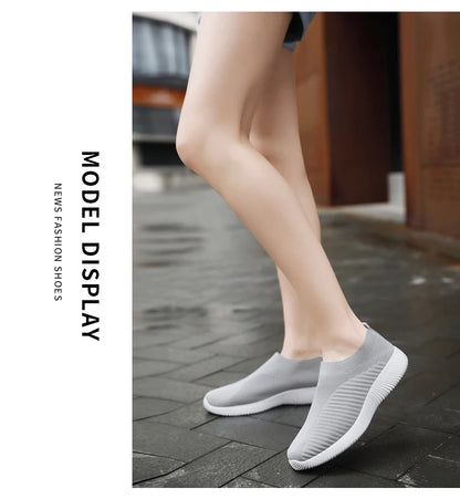 2022 Women Vulcanized Shoes High Quality Women Sneakers Slip On Flats Shoes Women Loafers Plus Size 42 Walking Flat