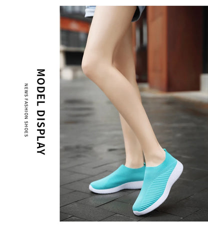 2022 Women Vulcanized Shoes High Quality Women Sneakers Slip On Flats Shoes Women Loafers Plus Size 42 Walking Flat