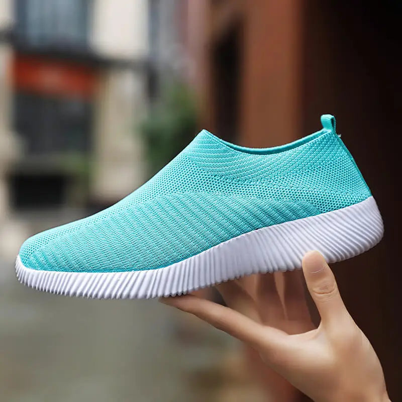 2022 Women Vulcanized Shoes High Quality Women Sneakers Slip On Flats Shoes Women Loafers Plus Size 42 Walking Flat