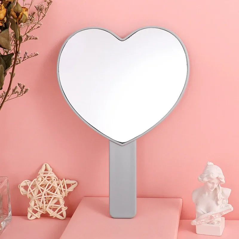 Handheld Makeup Mirror Love Heart Mirror Female Handle Makeup Cosmetic Beauty Tools Handheld Vanity Make Up Mirror