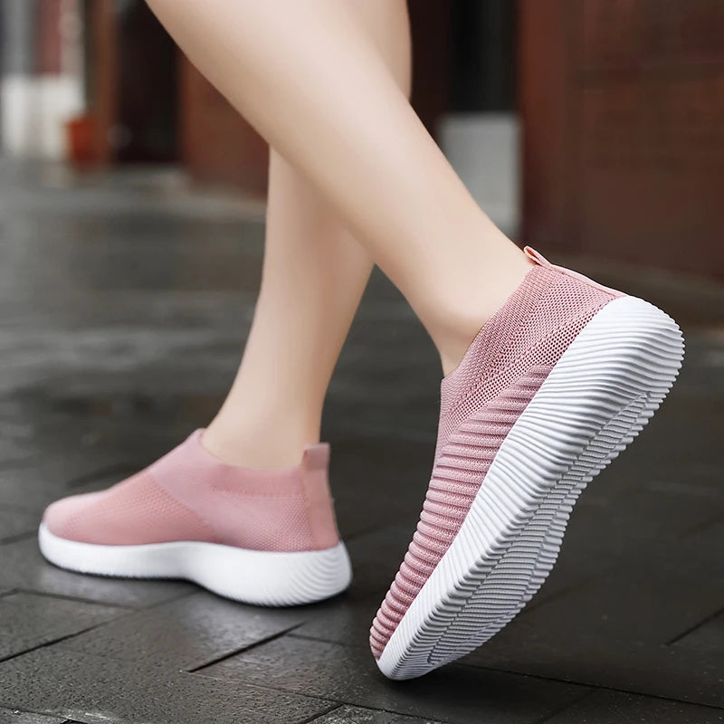 2022 Women Vulcanized Shoes High Quality Women Sneakers Slip On Flats Shoes Women Loafers Plus Size 42 Walking Flat