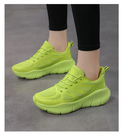 Lightweight Athletic Running Shoes for Outdoor Men Women Breathable Sneakers Good Traction Casual Sports Shoes Good Rebound