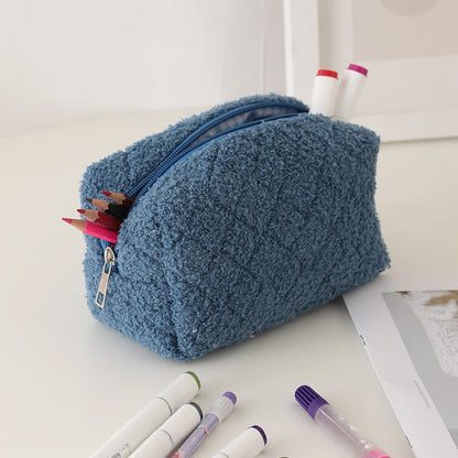 1 Pc Girl Soft Travel Cosmetic Bag Organizer Case Cute Lady Make Up Case Necessaries Solid Color Plush Makeup Bag for Women