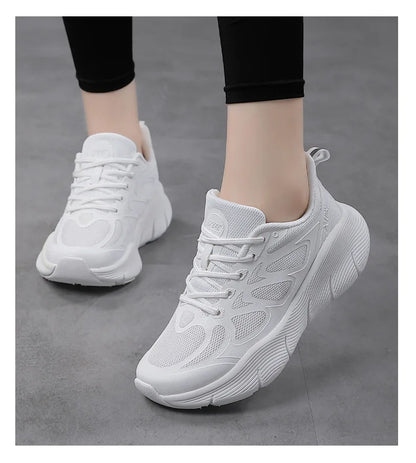 Lightweight Athletic Running Shoes for Outdoor Men Women Breathable Sneakers Good Traction Casual Sports Shoes Good Rebound