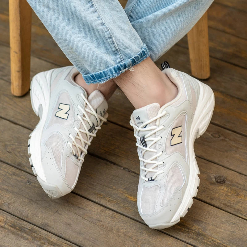 Women Mesh Flat Shoes Autumn New Fashion Tennis Women Fashion Thick Soled Lace Up Casual Breathable White and Black Sneakers