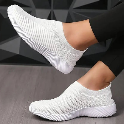 Women's Solid Color Mesh Sneakers Flying Woven Walking Fashion Slip-on Flat Shoes Sports Running Tennis